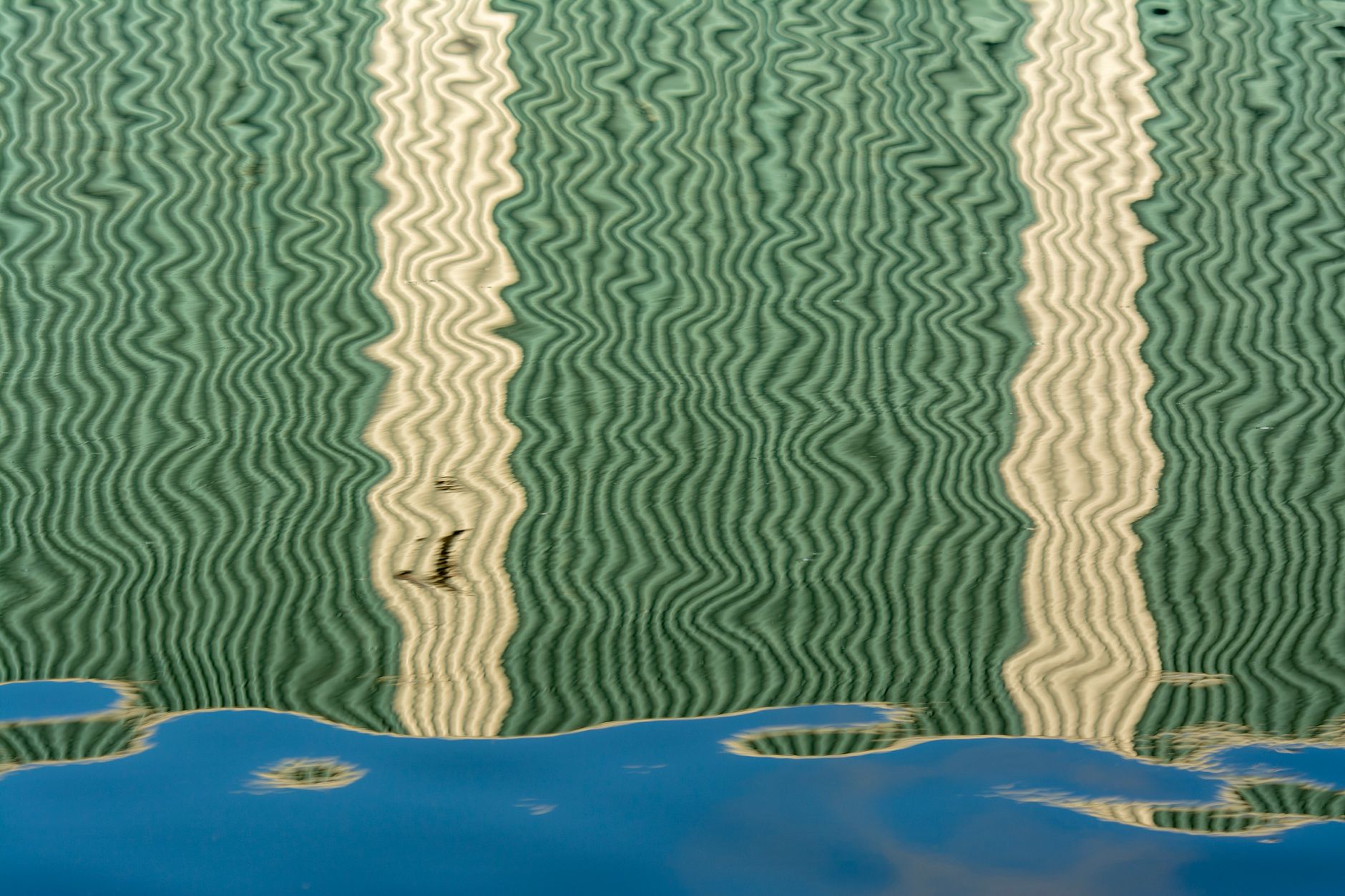 Abstract 16091556 Jan Van Der Wolf 1880x1253 wallpaper