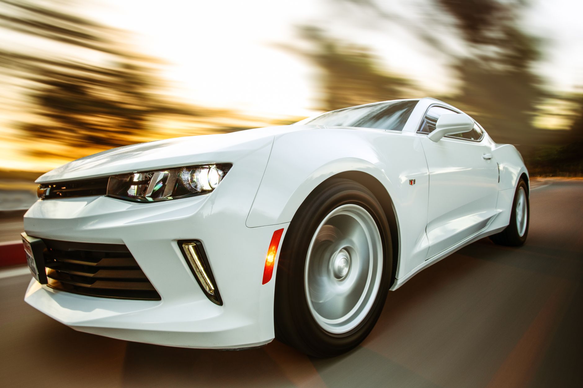 Cars 1213294 Jesse Zheng 1880x1253 wallpaper