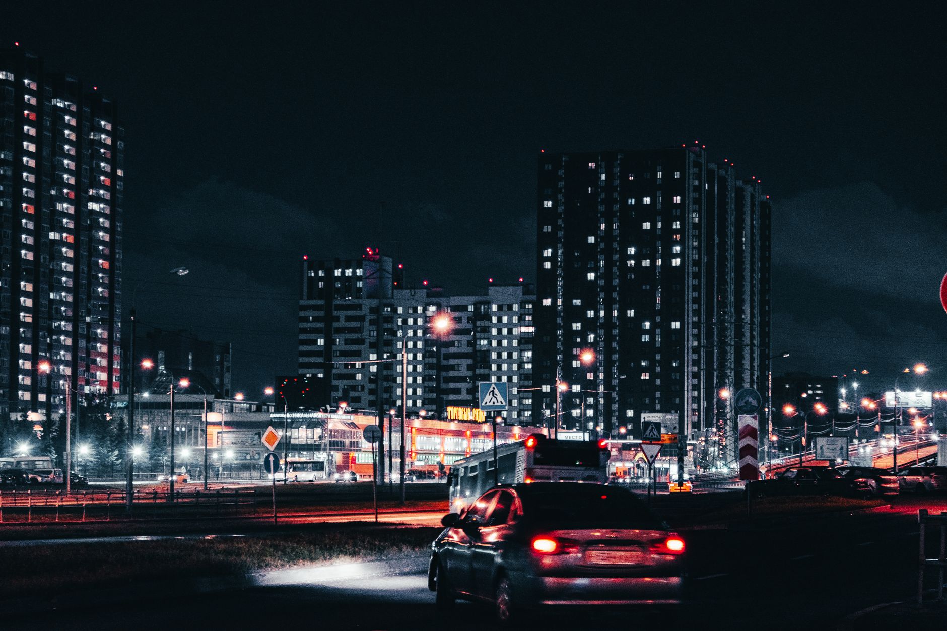 Cars 9952255 Artyom Malyukov 1880x1253 wallpaper
