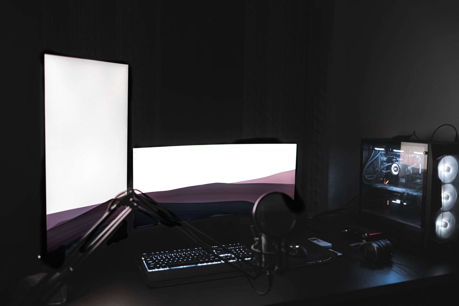 Gaming 7720712 The Masked Guy 1880x1253 wallpaper