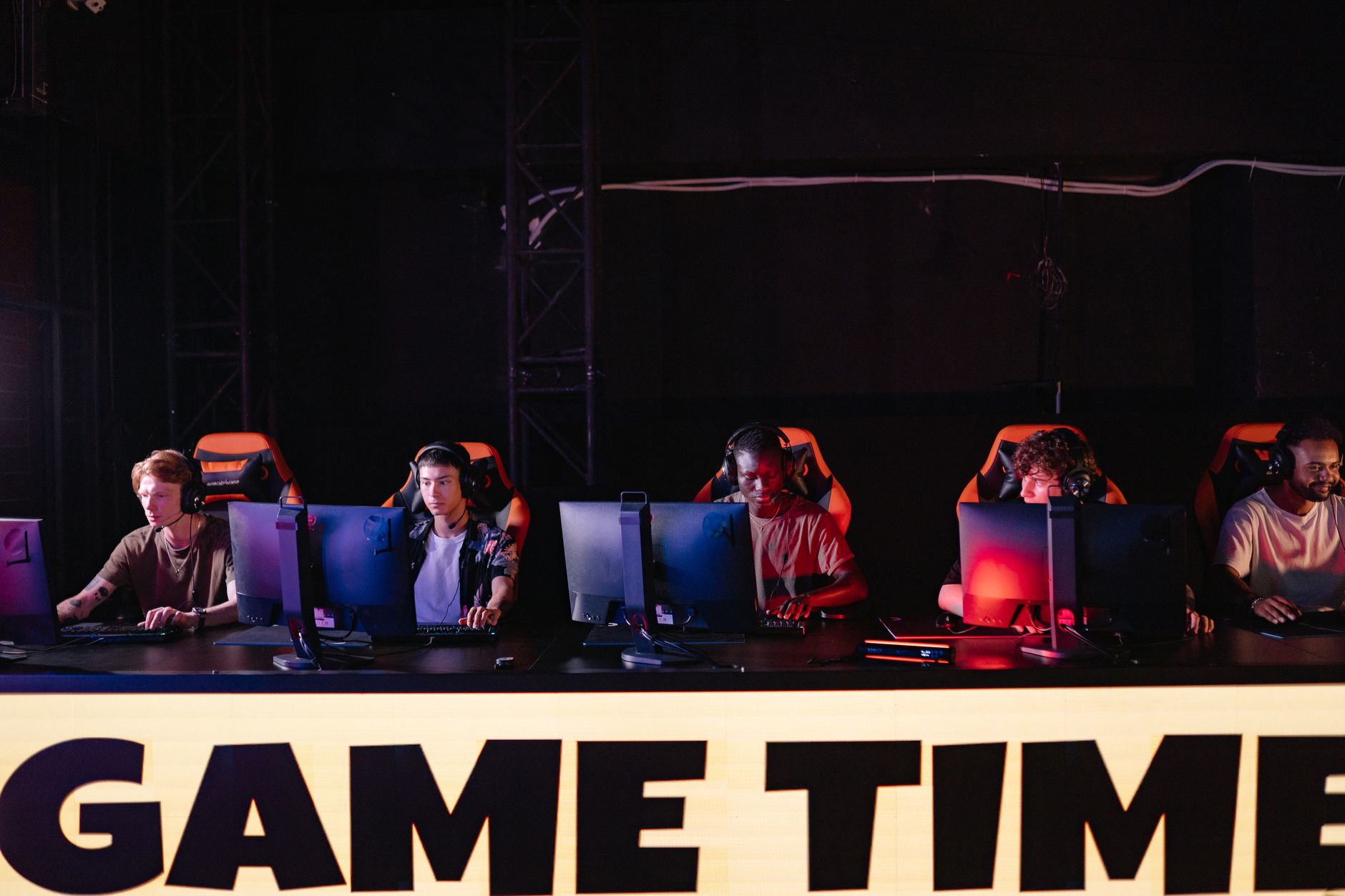 Gaming 9072205 Yan Krukau 1880x1253 wallpaper