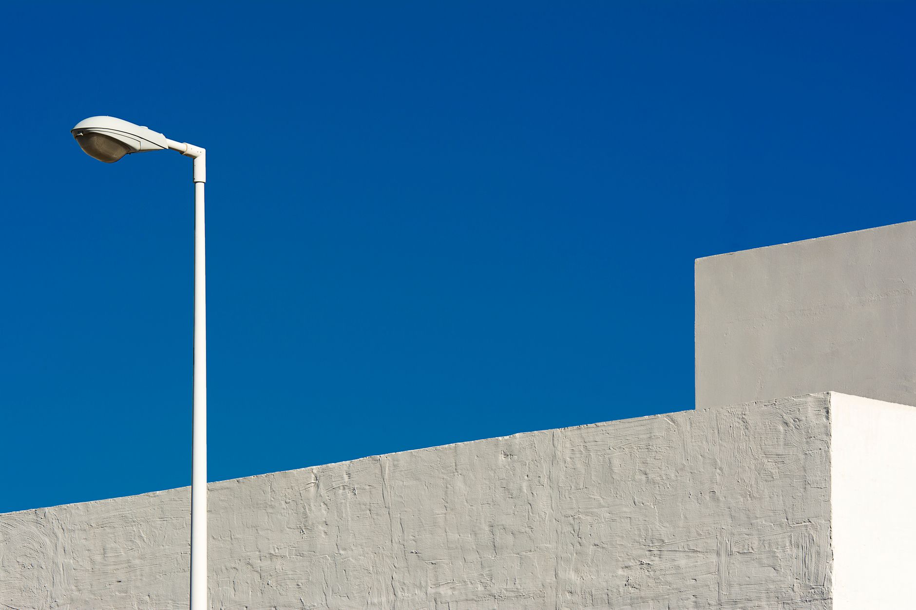 Minimal 11720401 Jan Van Der Wolf 1880x1253 wallpaper