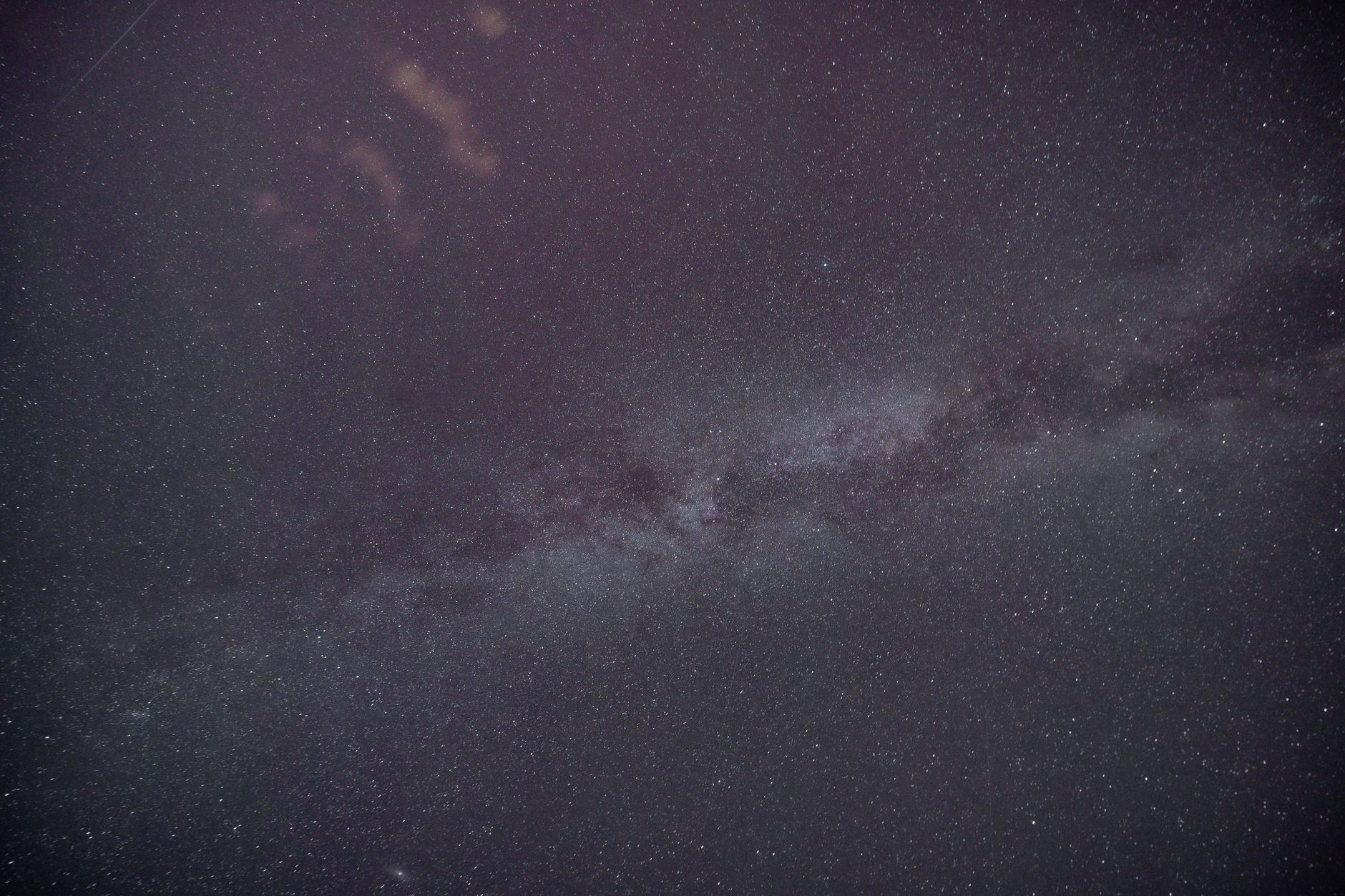 Space 13065041 Rickie Tom Sch Nemann 1880x1253 wallpaper